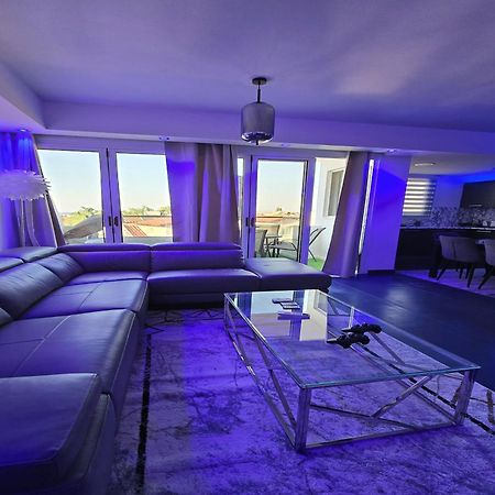 Golden Bay Deluxe Holiday Apartment Protaras Esterno foto